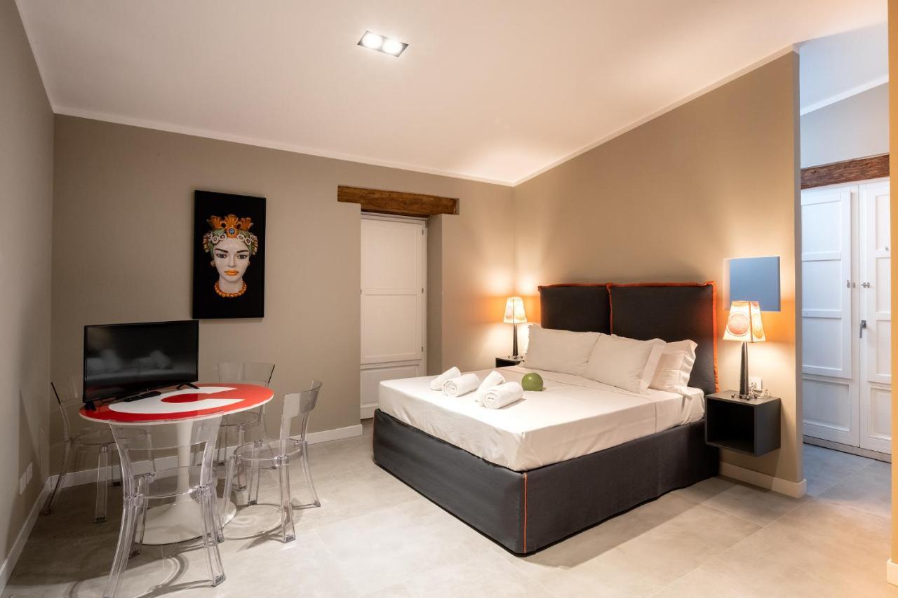 Hotel Momento-Teatro Greco Syracuse Exterior foto